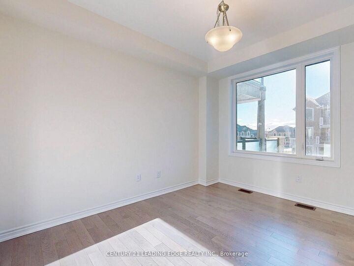 Property Photo:  10 Thomas Frisby Jr Crescent  ON L6C 3L1 