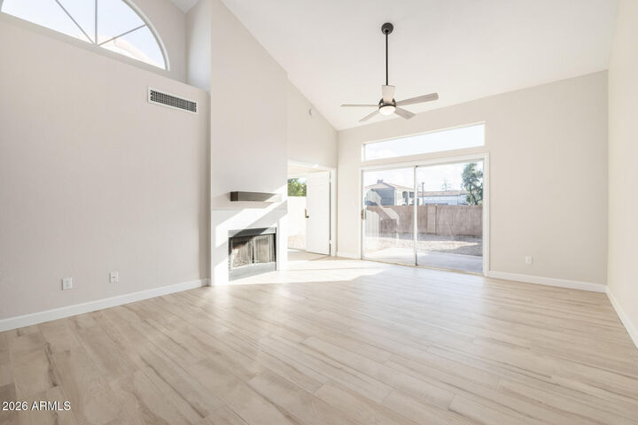 Property Photo:  365 W Lodge Drive  AZ 85283 