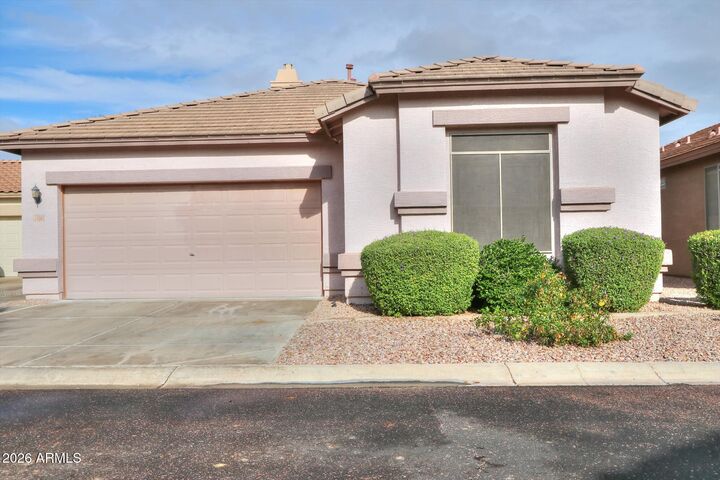 Property Photo:  1916 E Hawken Place  AZ 85286 