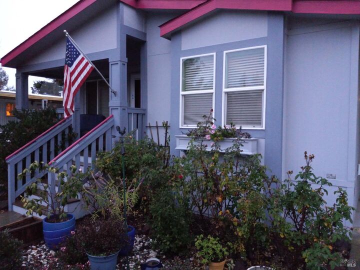 Property Photo: 6 N Napa Drive CA 94954