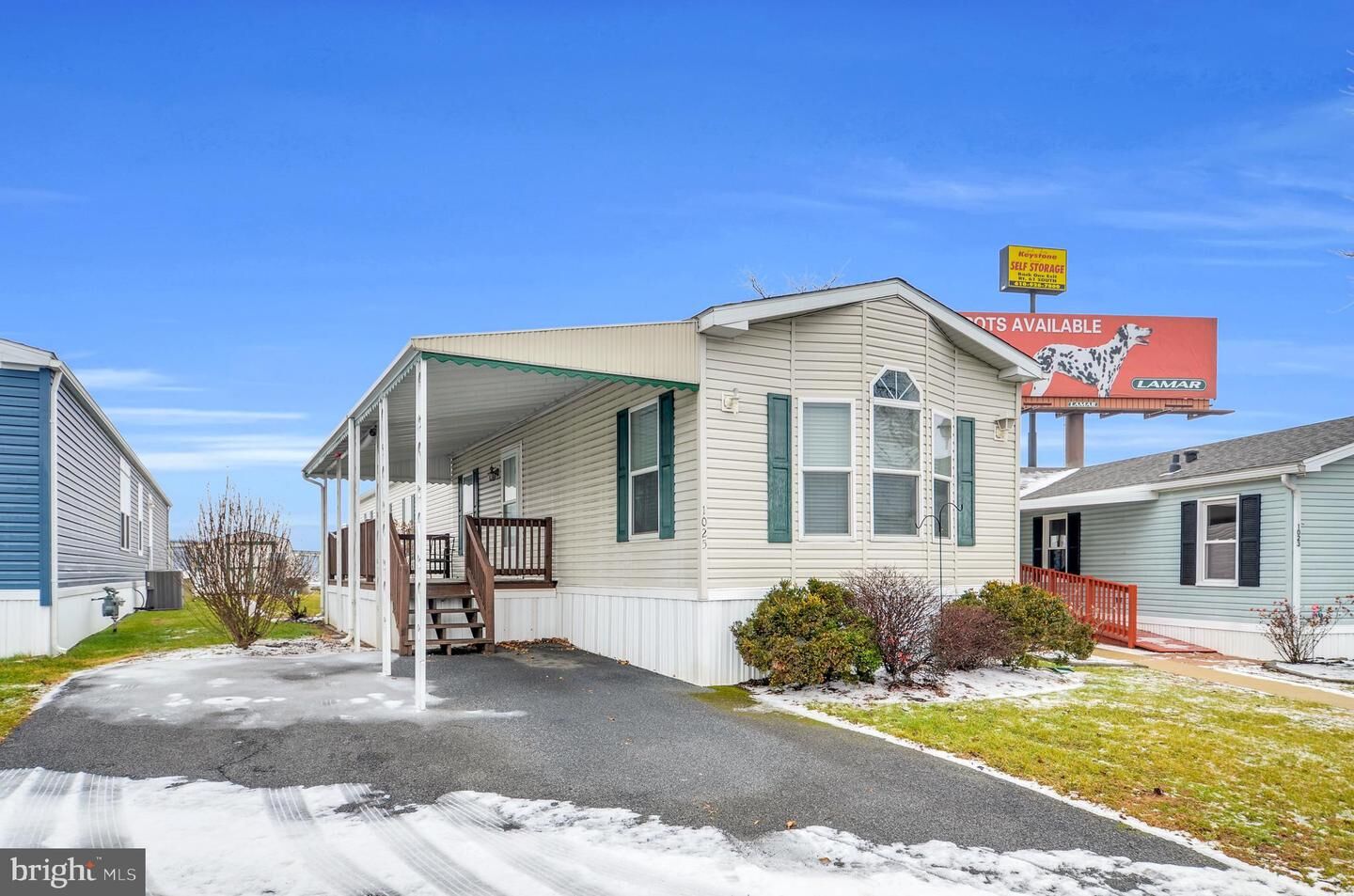 Property Photo: 1025 Yarrow Avenue PA 19605