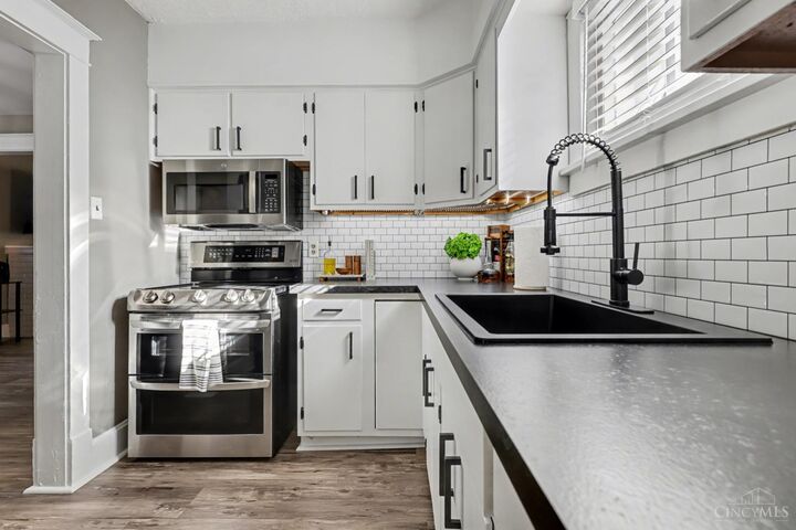 Property Photo:  2115 Quatman Avenue  OH 45212 