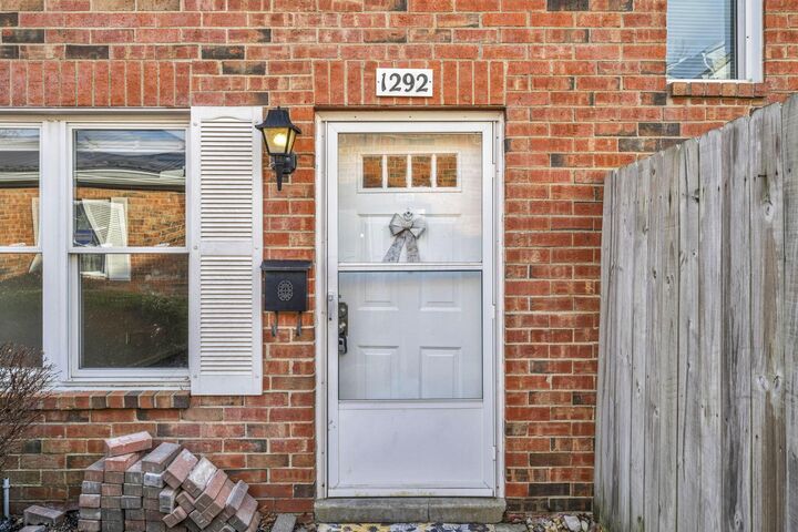 Property Photo:  1292 Lowland Court  OH 43204 