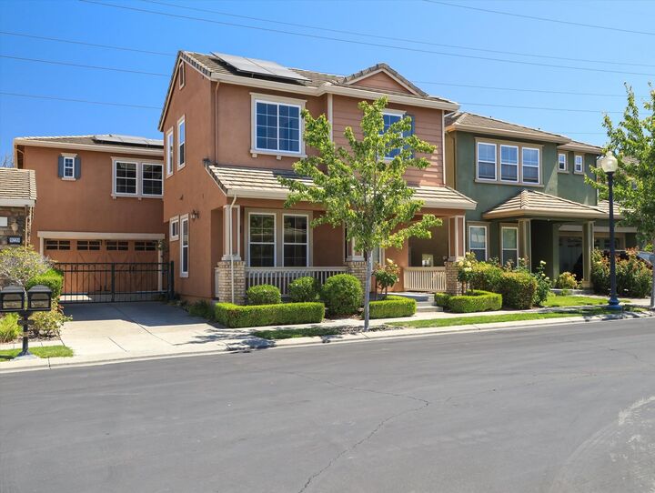 Property Photo:  9216 Hallmark Pl  CA 94591 