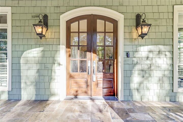 Property Photo:  4227 Peachtree Dunwoody Road NE  GA 30342 