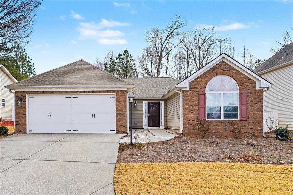 Property Photo: 2416 Centennial Hill Way NW GA 30102