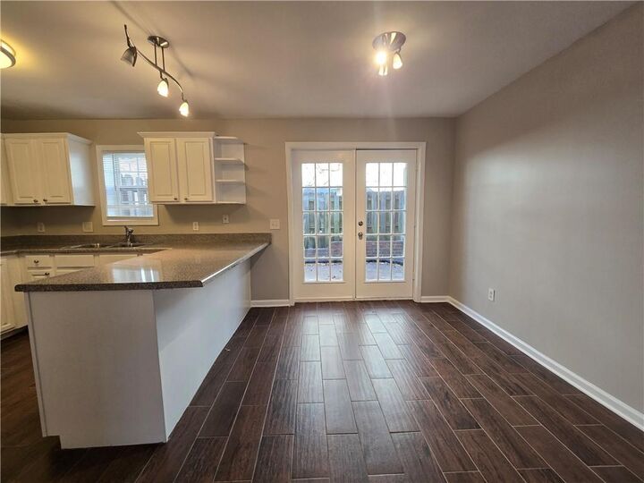 Property Photo:  1014 Summer Place  GA 30071 
