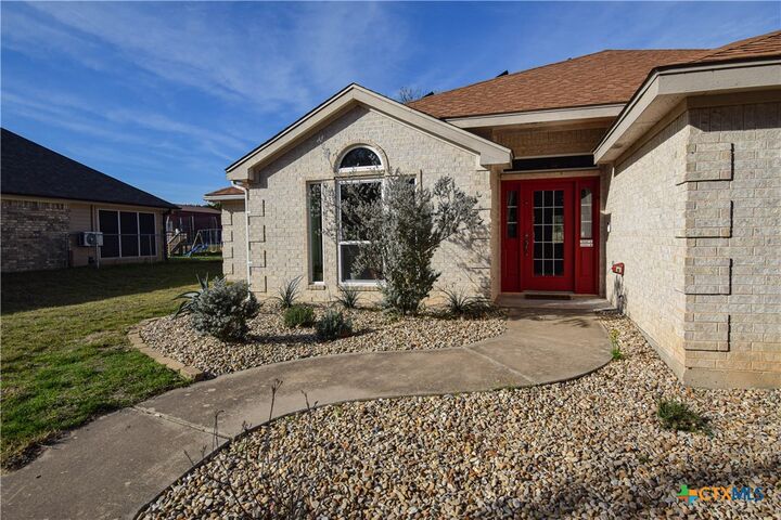 Property Photo:  3610 Oakridge Boulevard  TX 76548 