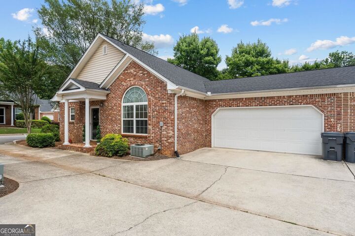 Property Photo: 3309 Raes Creek Road Bldg 13 GA 30008