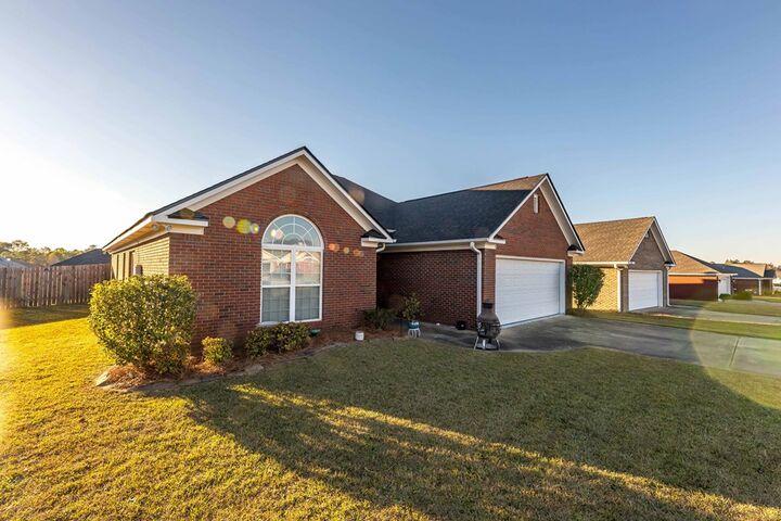 Property Photo:  127 Lee Road 2141  AL 36870 