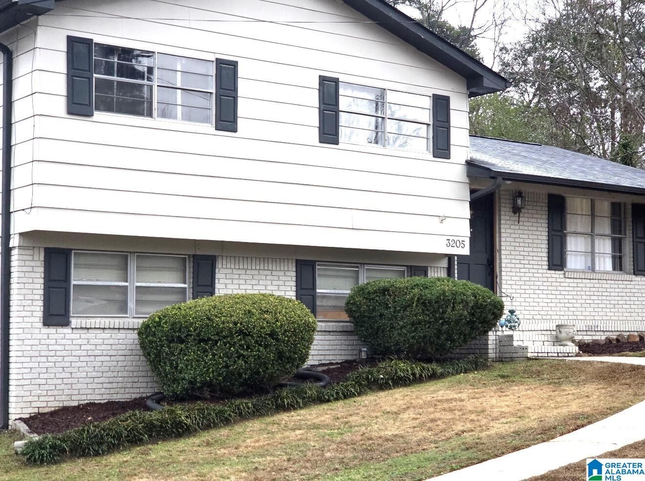 Property Photo:  3205 Waxberry Lane  AL 35217 