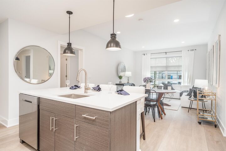 Property Photo:  418 Palisade Ave 301  NJ 07307 