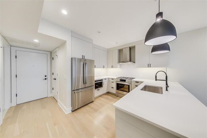 Property Photo: 366 6th St 303 NJ 07302