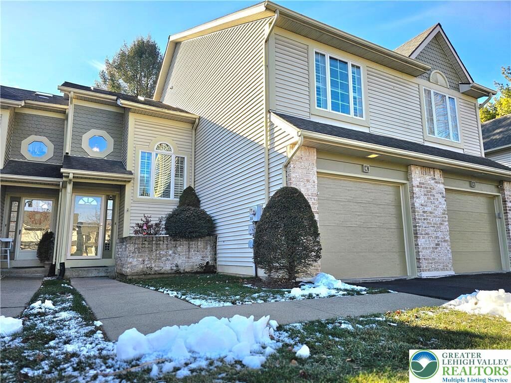 Property Photo:  2830 Linden Street 4C  PA 18017 