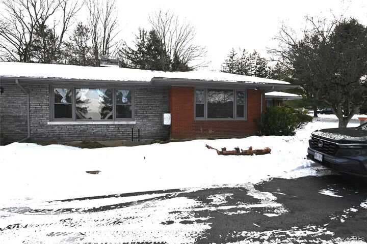 Property Photo:  86 Mill House Road 2  NY 12542 