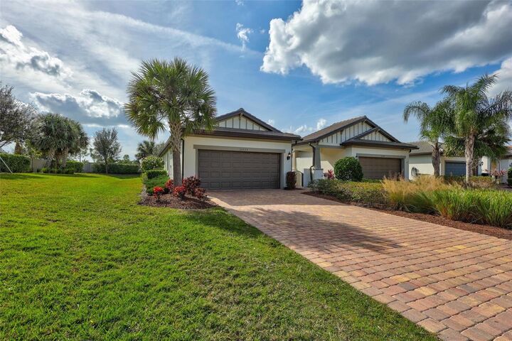 Property Photo:  12553 Marsh Pointe Road  FL 34238 