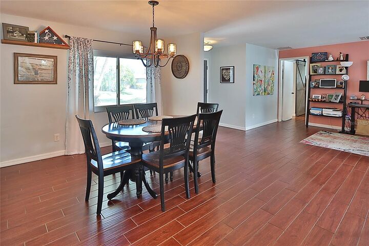 Property Photo: 4106 Summerdale Drive FL 33624