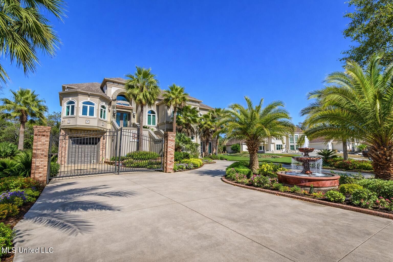 Property Photo:  8230 Maunalani Place  MS 39525 