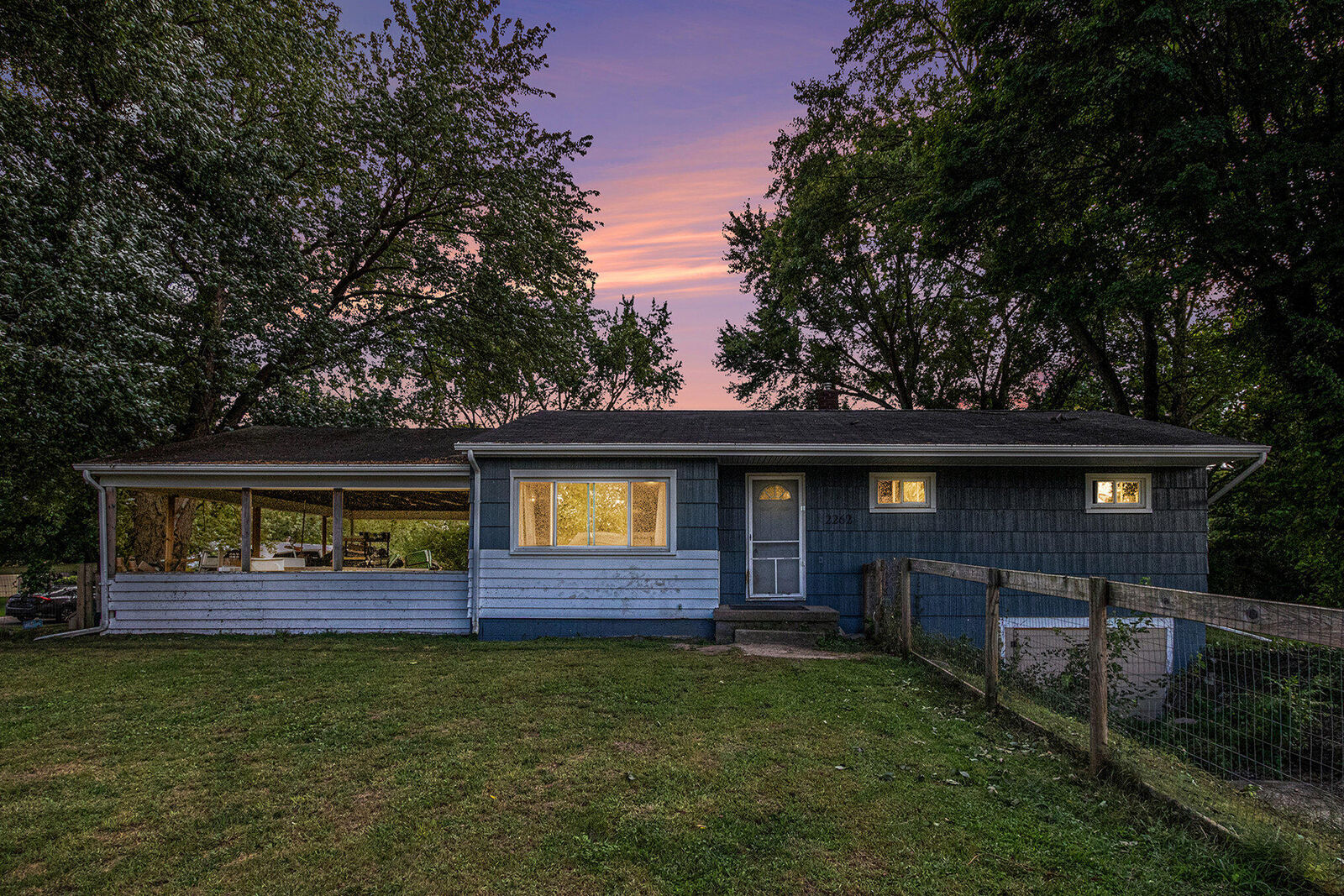 Property Photo:  2262 Warren Road  MI 49120 