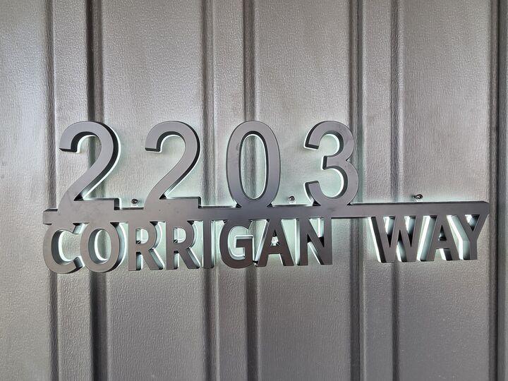 Property Photo:  2203 Corrigan Way  IL 61761 