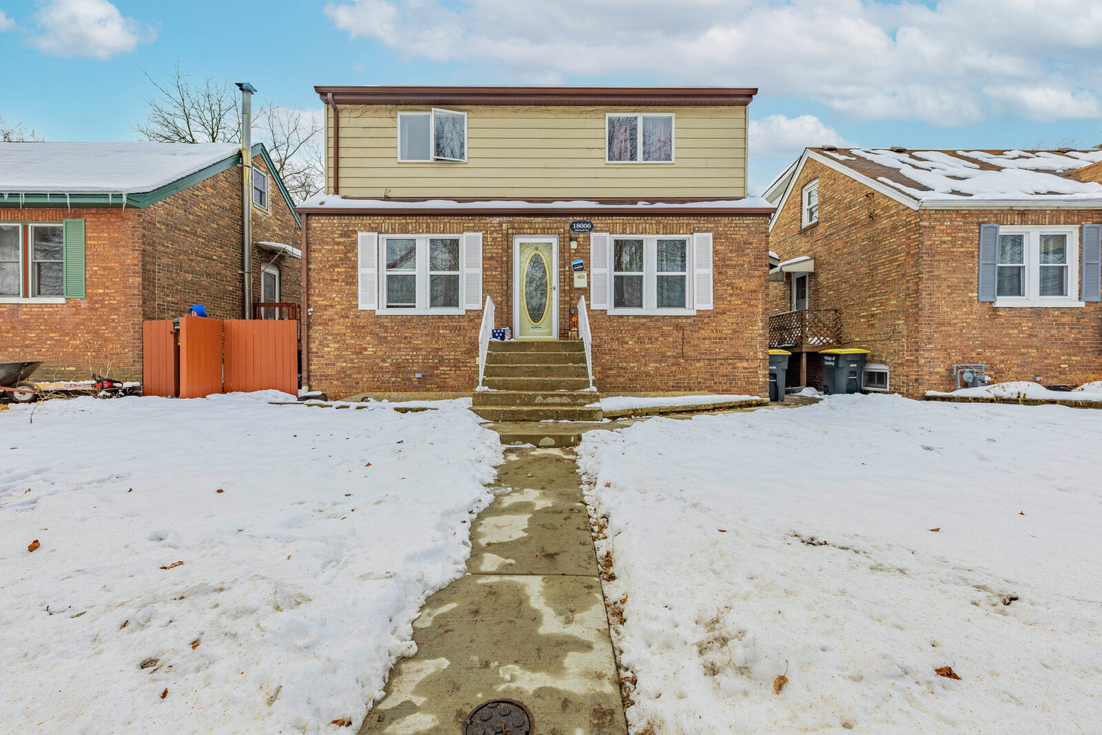 Property Photo:  18006 Oakwood Avenue  IL 60438 