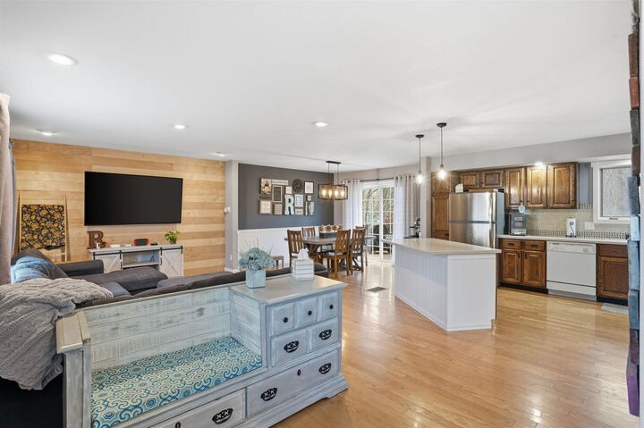 Property Photo:  610 Forest Rd Road  IL 61244 