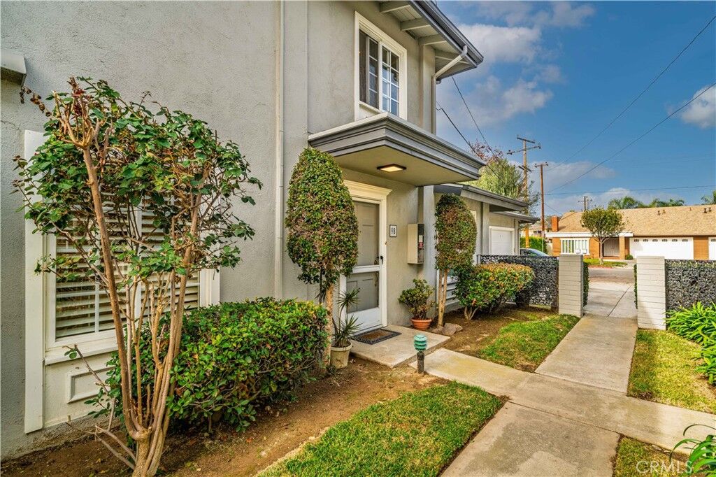 Property Photo:  1845 Anaheim Avenue 9B  CA 92627 