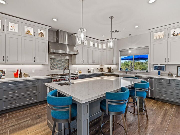 Property Photo:  3102 Squirrel Hollow Rd  CA 95684 