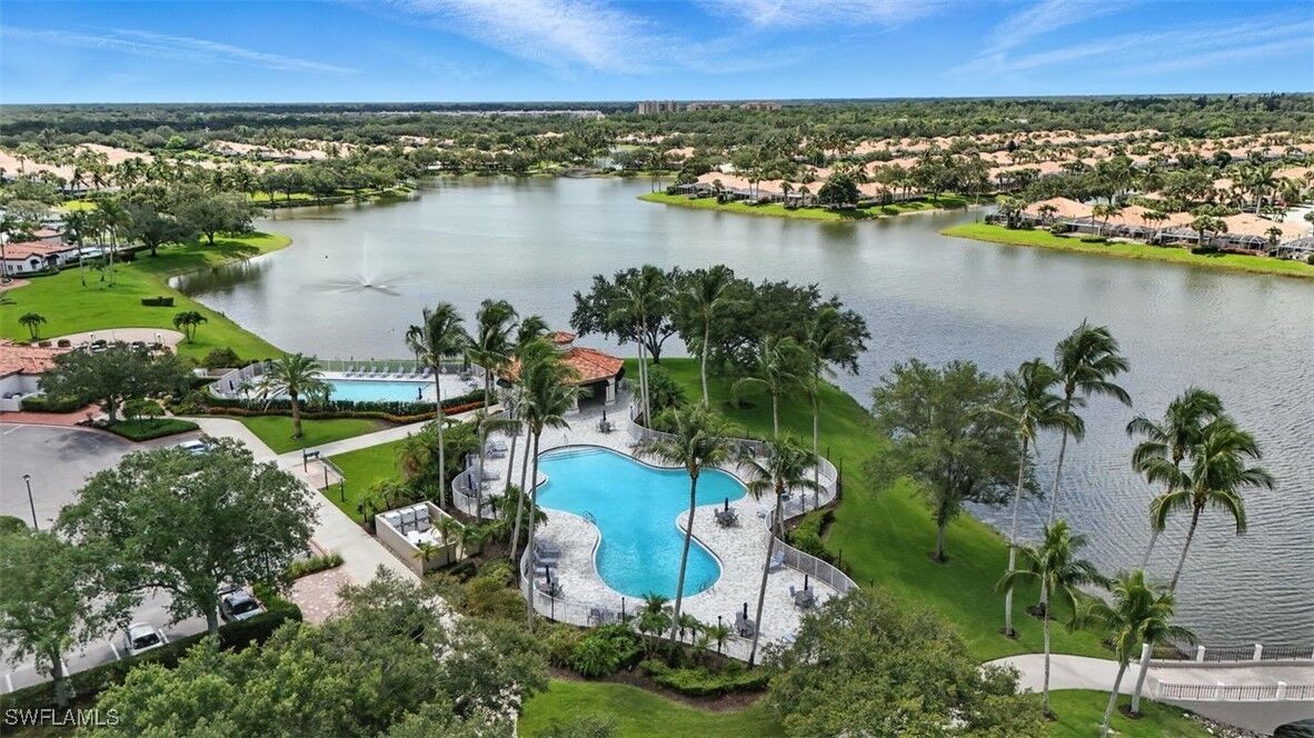 Property Photo:  4588 Pasadena Court  FL 34109 