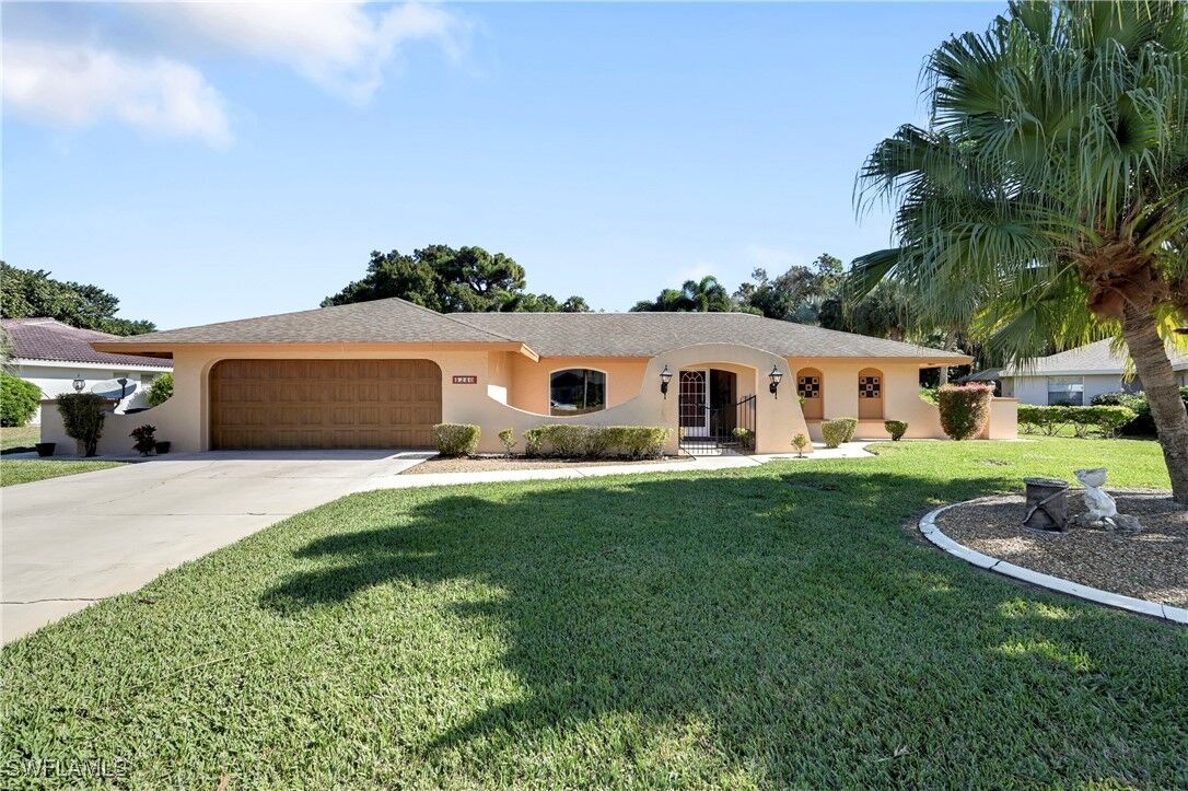 Property Photo: 4240 Perth Court FL 33903