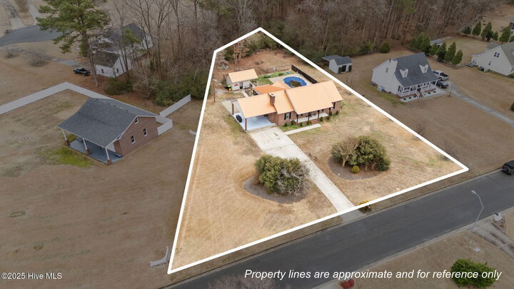 Property Photo: 1055 Kelly Drive NC 27856