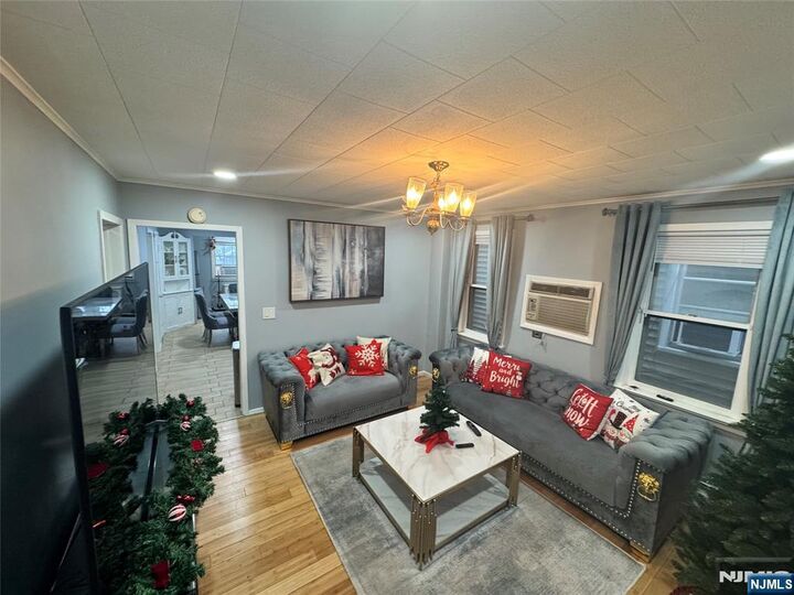 Property Photo:  460 Avenue E 1  NJ 07002 