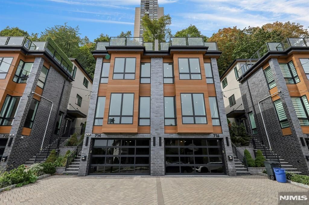 Property Photo:  720 Undercliff Avenue  NJ 07020 