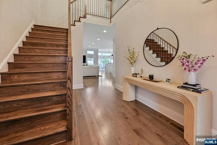 Property Photo:  31 St Andrews Circle  NJ 07675 