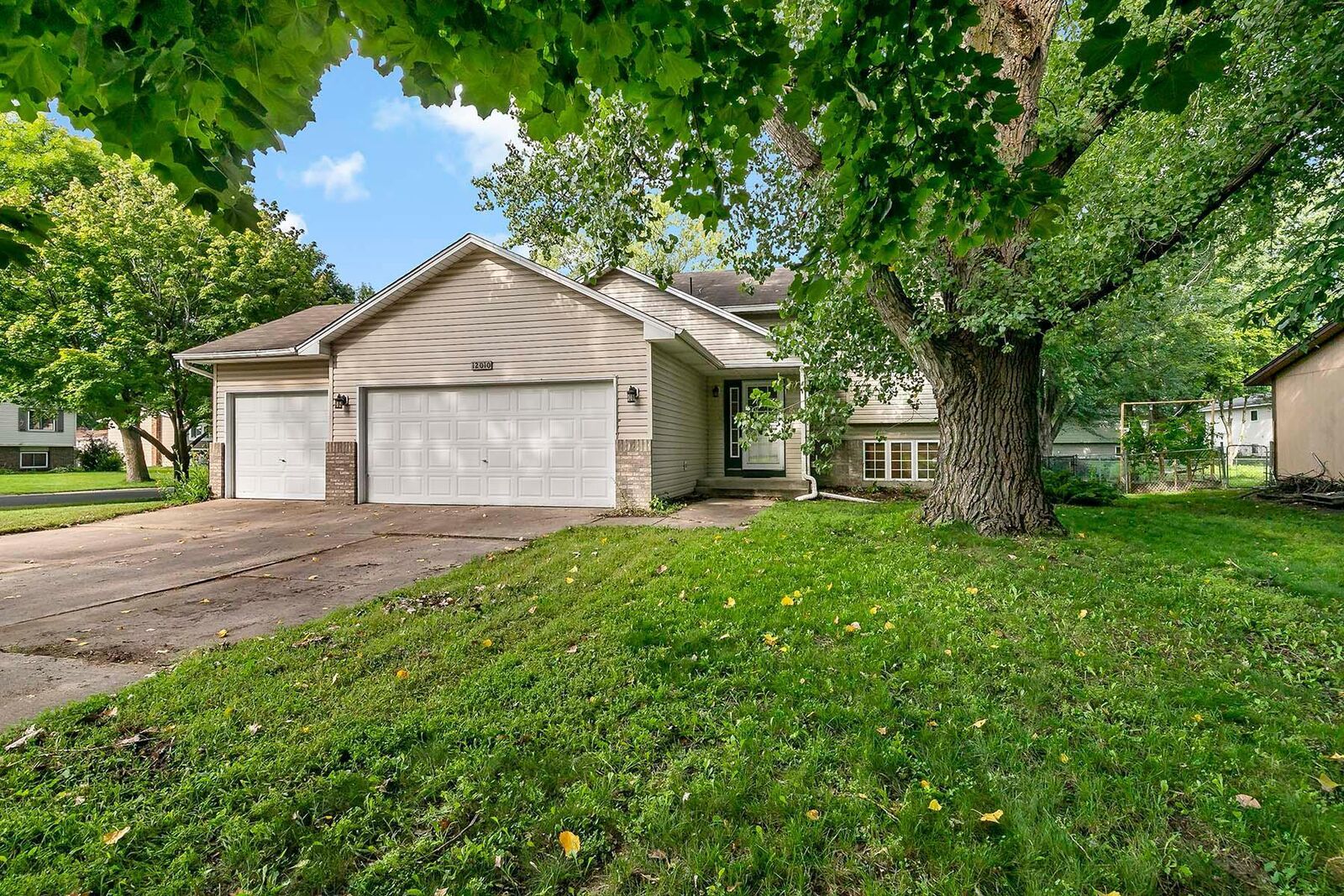Property Photo:  12010 Eagle Street NW  MN 55448 