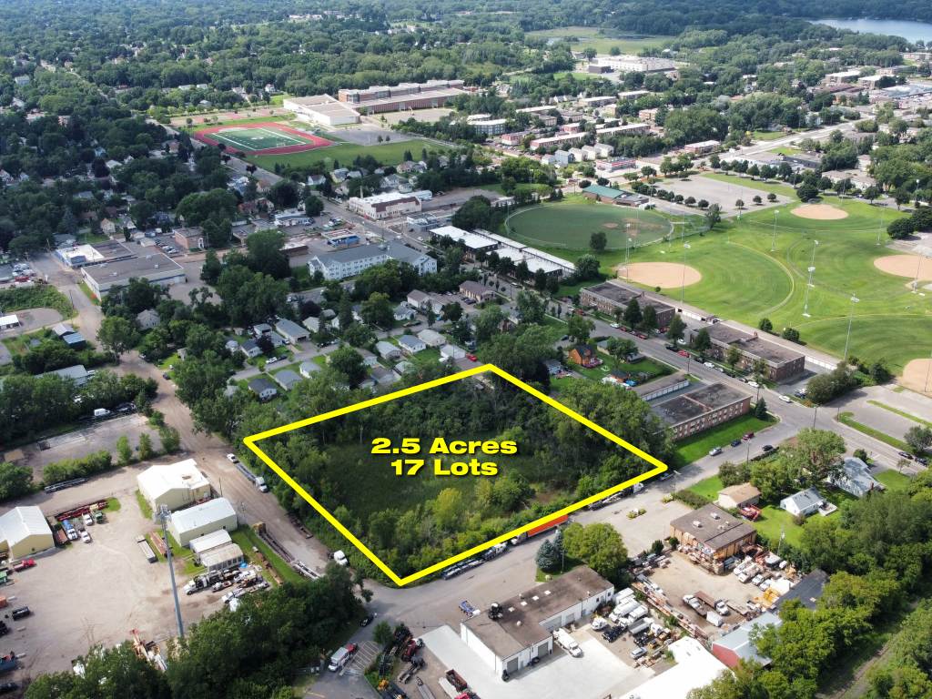 Property Photo:  1700 Sylvan Street  MN 55117 