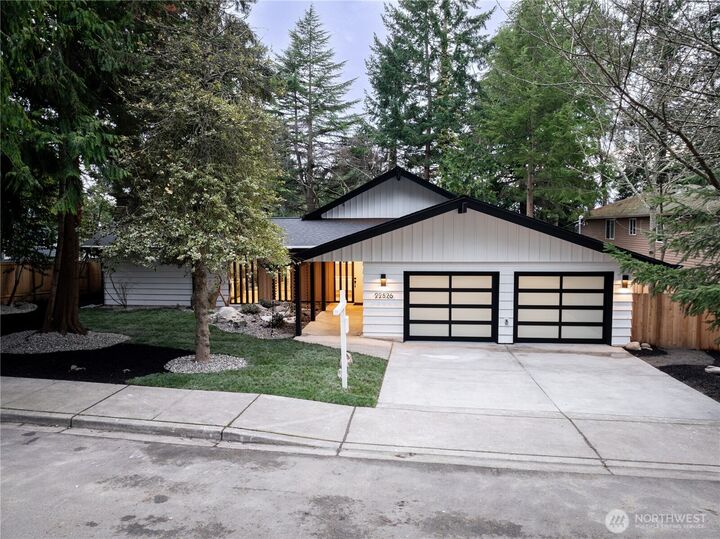 Property Photo:  22526  98th Avenue W  WA 98020 