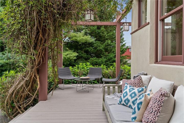 Property Photo:  175 Ruggles Avenue  RI 02840 