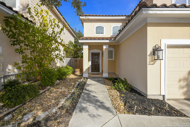 Property Photo:  1119 Pinnacle Fls  TX 78260 