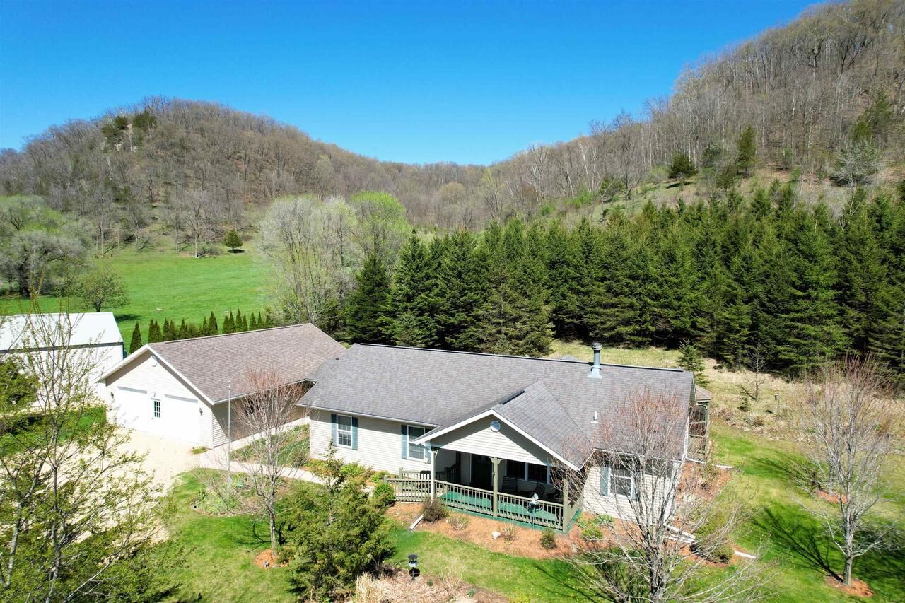 Property Photo:  41498 S Sleepy Hollow Road  WI 54631 