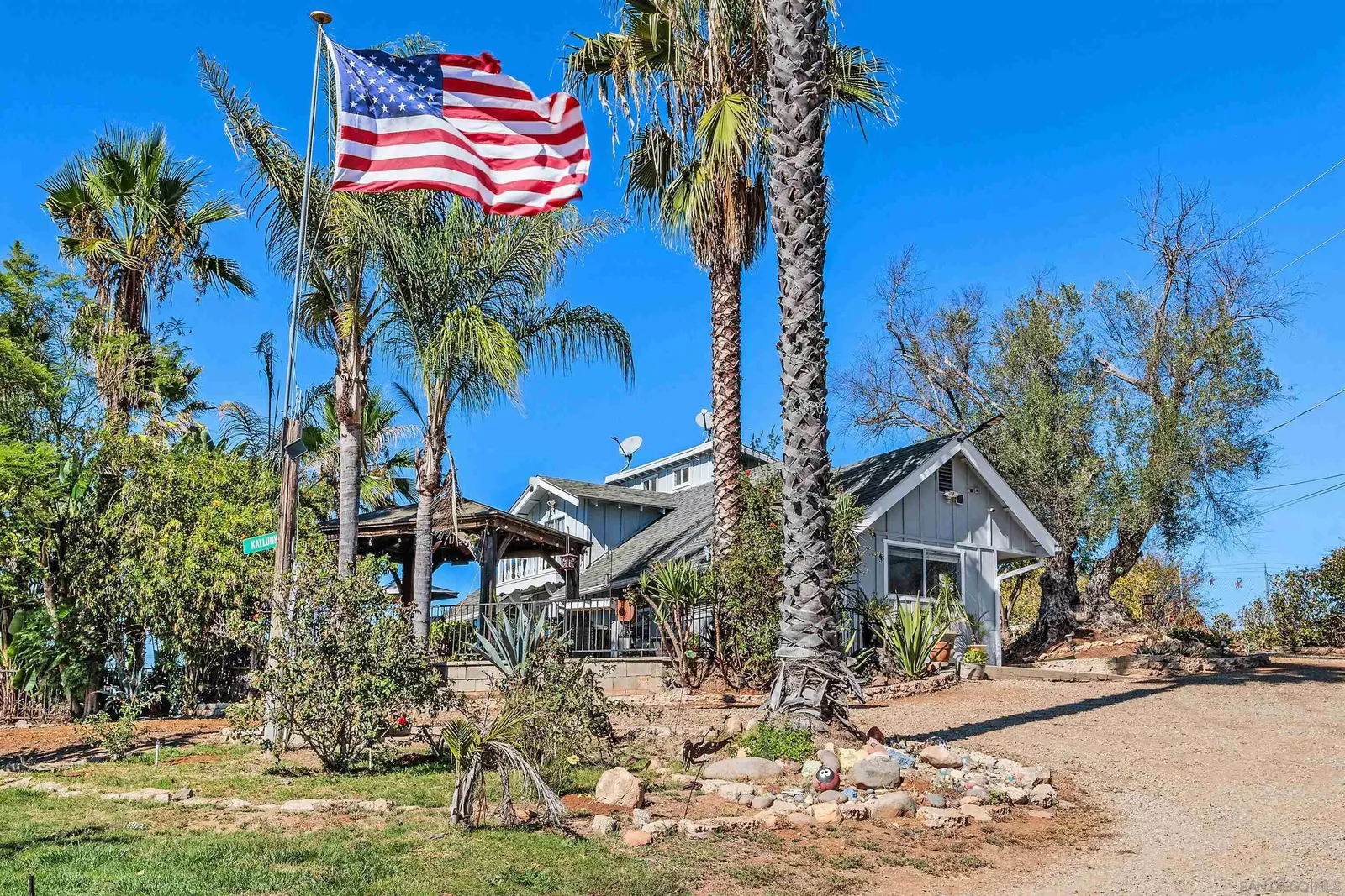 Property Photo:  11270 San Luis Rey Dr  CA 92082 