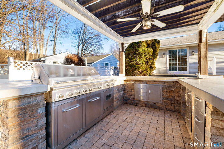 Property Photo:  100 Lynwood Dr Extension  CT 06410 