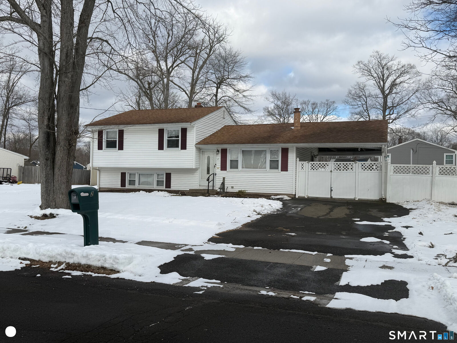 Property Photo:  2 Bruce Lane  CT 06492 