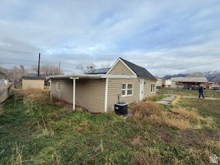 Property Photo: 870 W Ellis St UT 84401