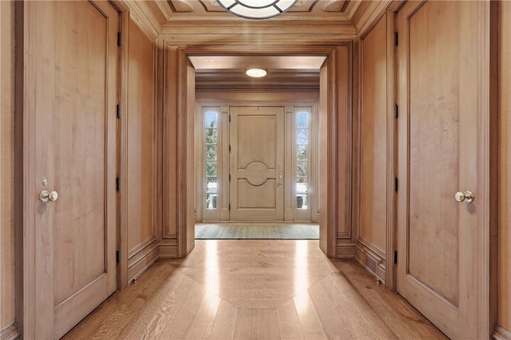 Property Photo:  75 Woodland Rd  PA 15232 