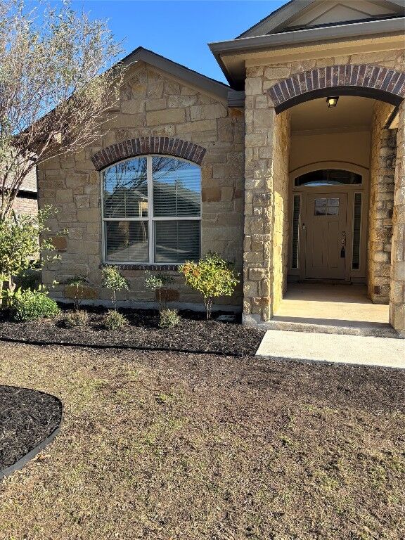 Property Photo: 18401 Calasetta Drive TX 78634