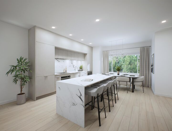 Property Photo: 433 E 3rd Street 202 BC V7L 1G3