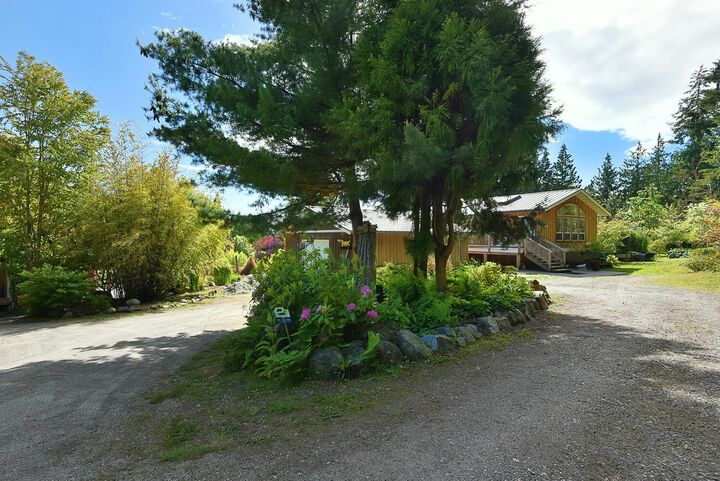 Property Photo: 2855 Lacey Place BC V0N 2W4