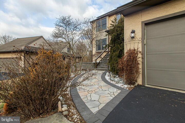 Property Photo: 114 W Cardiff Court W DE 19711