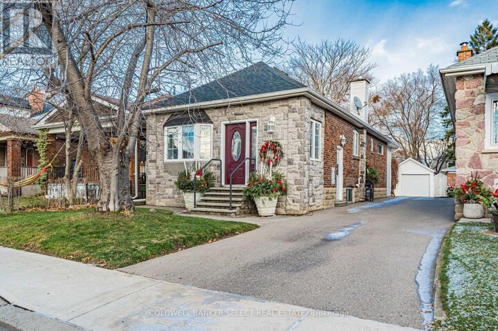 Property Photo:  125 Fourth Street  ON M8V 2Y6 